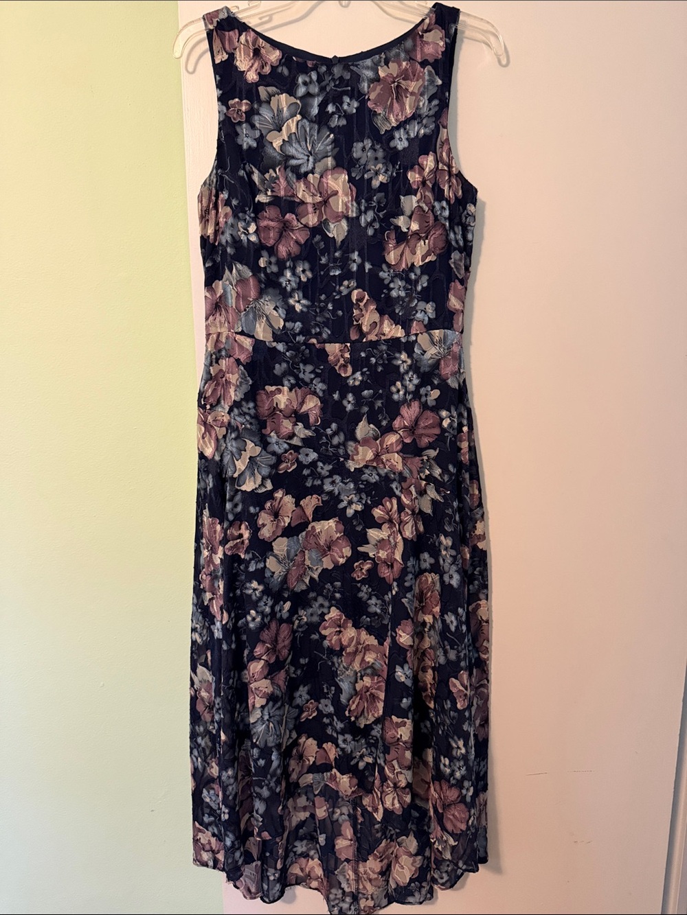 Vince Camuto Sleeveless High-Low Midi Dress in Navy with Pink and Blue Blooms